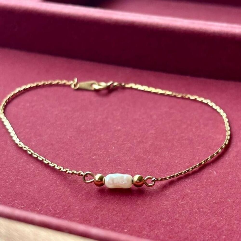 Vintage Avon Freshwater Pearl Gold Tone Anklet or Bracelet